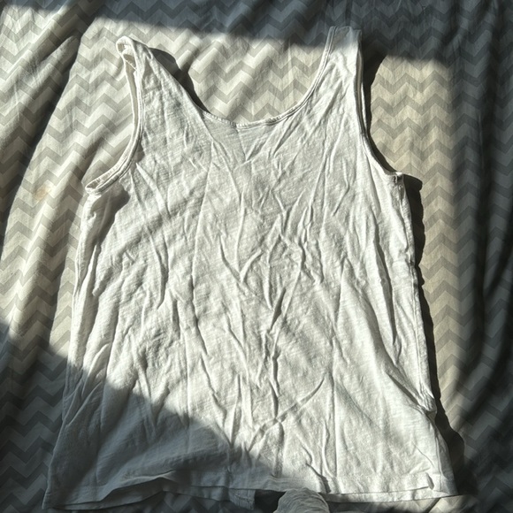 Old Navy Tank Top Size Small - Picture 4 of 4